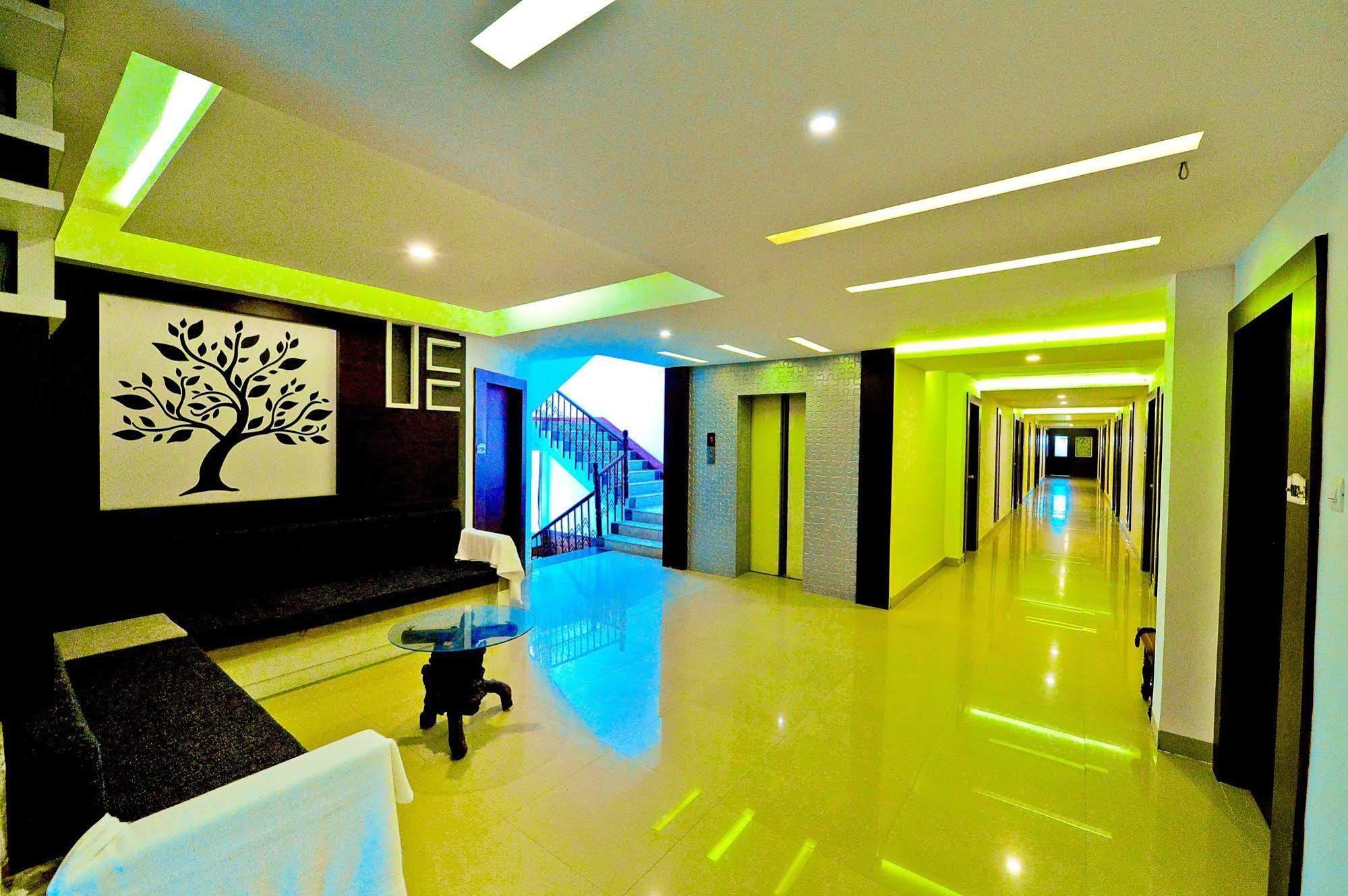 Qik Stay @ S.K. Continental Mysore Exterior foto
